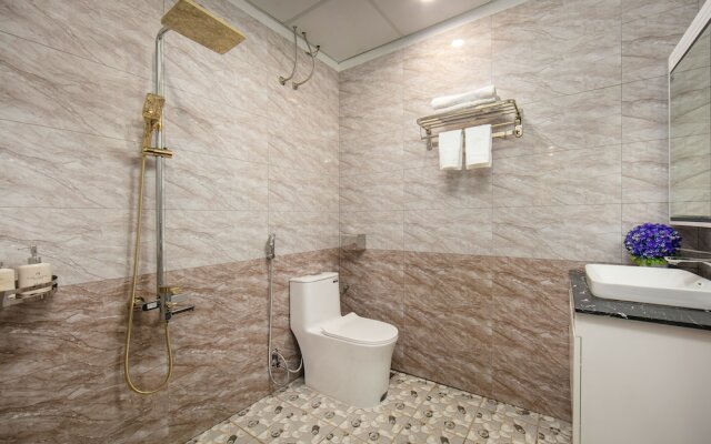 Hanoi Airport Suites Hostel & Travel