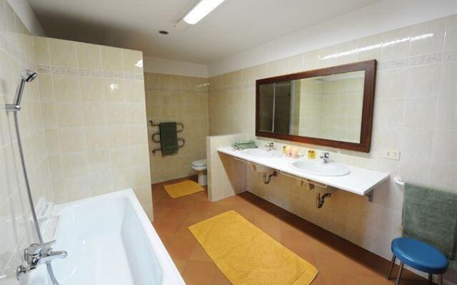 Villa Magnolia Apartments