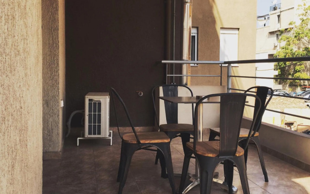 Mc Queen Rooms & Apartments