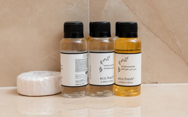 Whitesage - Elite Apartment With Balcony Near Metro Station