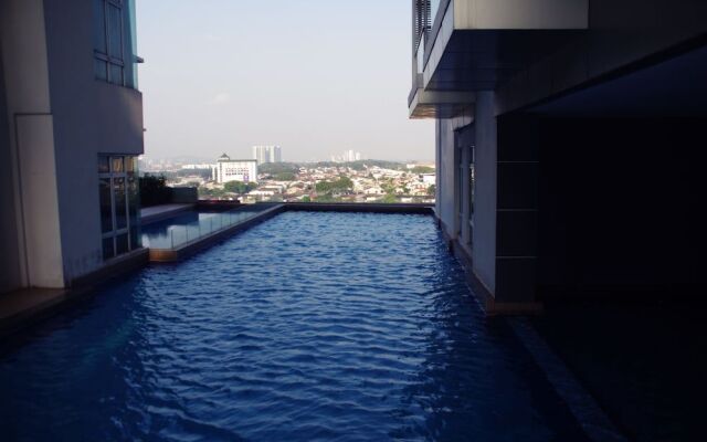 D'Esplanade City View Apartment