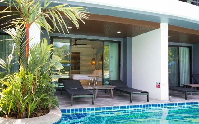 Holiday Ao Nang Beach Resort, Krabi