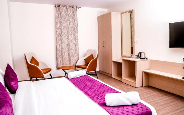 Casa Hotels and Suites Gachibowli