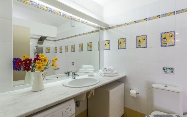 Electra Beachfront Villa