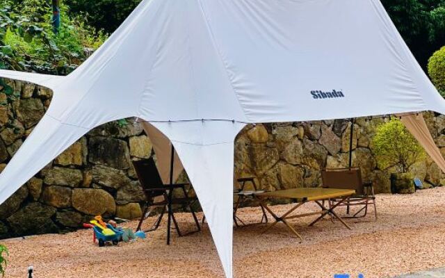Xiaowa's family wild luxury party group building parent-child homestay