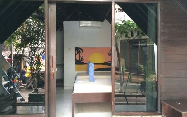 Soundwaves Beach Bungalows