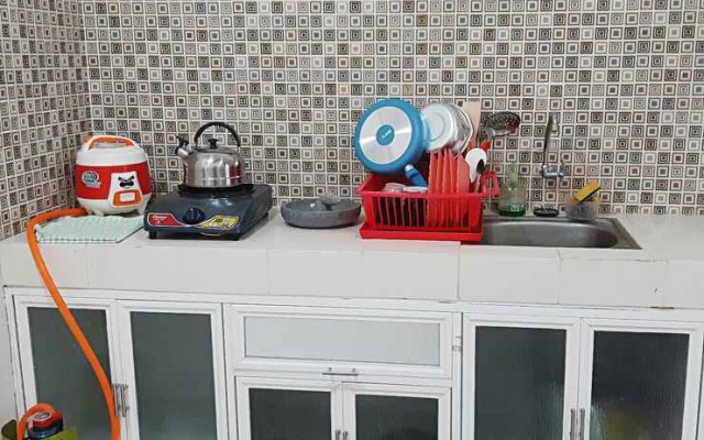 Full House At Villa Family Depan Jatimpark 3 Batu By Sc – Kitchen – Batu