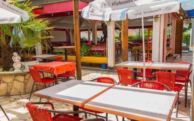 Htel Restaurant Les Italiens