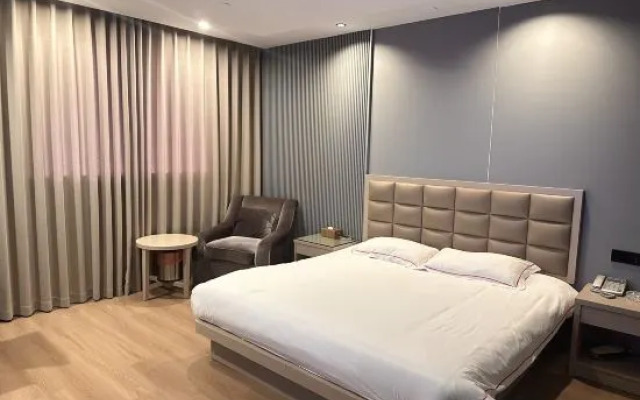 cang nan jia ri hotel