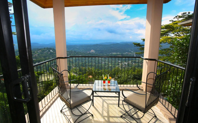 Randholee Resort & Spa