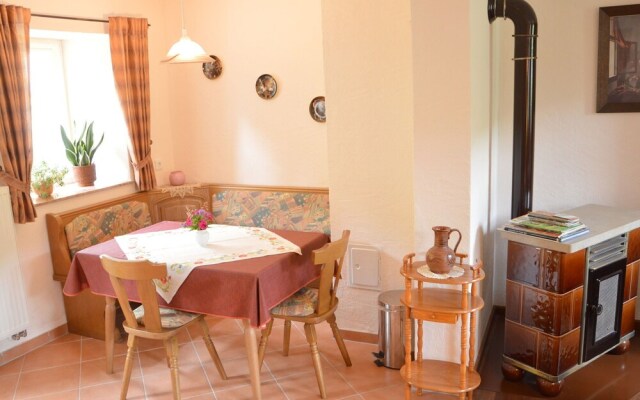 Peaceful Apartment in Plütscheid Eifel near Forest