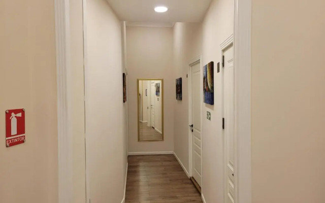 London Hotel and Guest House