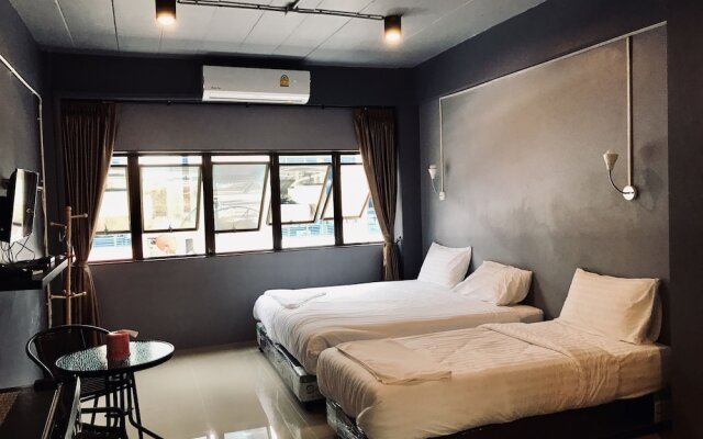 SleepCats Hostel