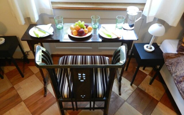 Daisy's Bed and Breakfast