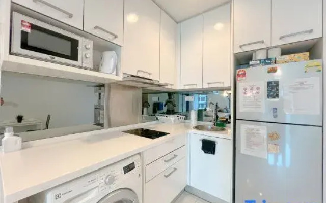 Studio at Mercu Summer Suites