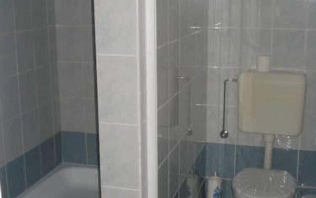 Alex Apartman