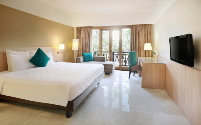 Novotel Surabaya - Hotel & Suites