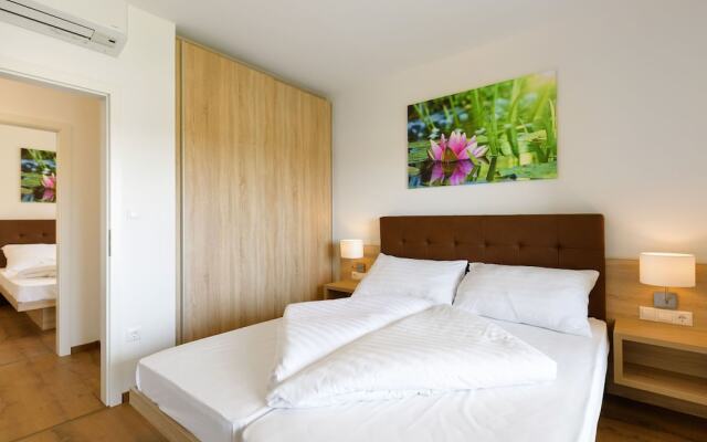 Apartment in Lutzmannsburg With Pool, Roof Terrace, Garden