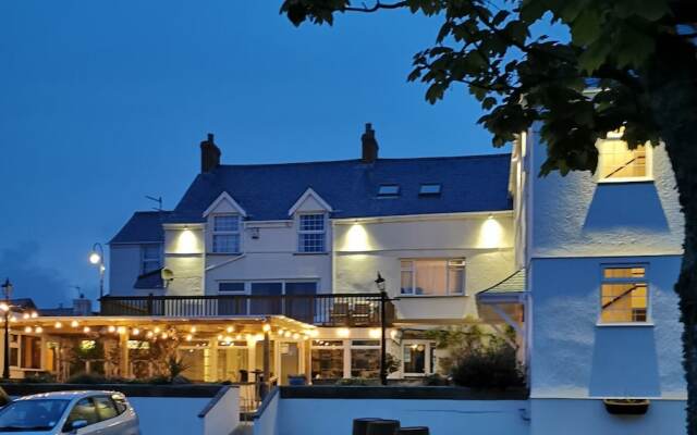 The Cornishman Inn