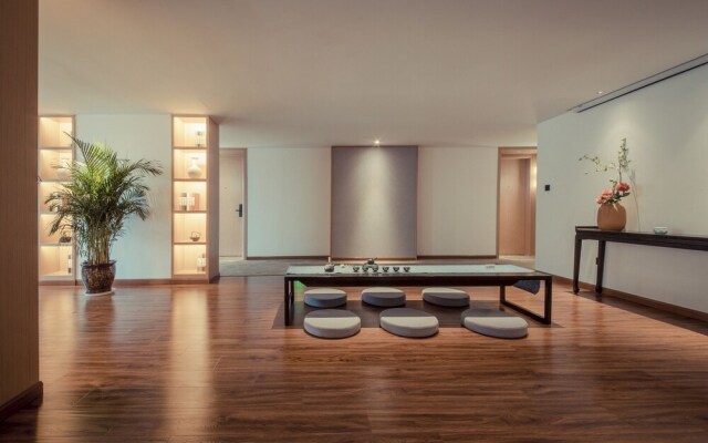 Qianna Qianxun Hotel