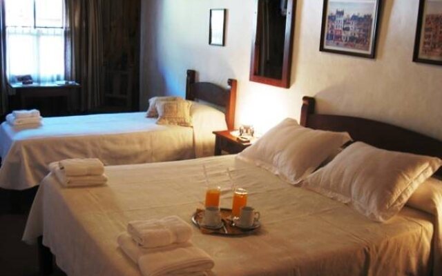 Ayres del Filo Suites