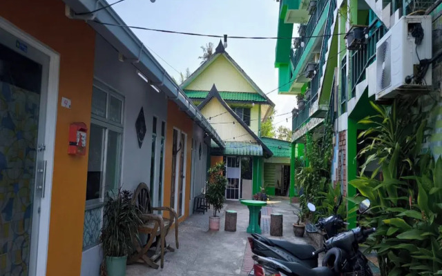 OYO 91012 Cenang Motel