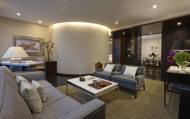 Four Seasons Hotel Tokyo at Marunouchi