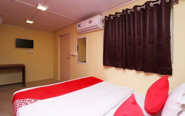 People's Castle By OYO Rooms