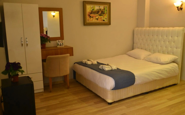 Pure Diamond Hotel