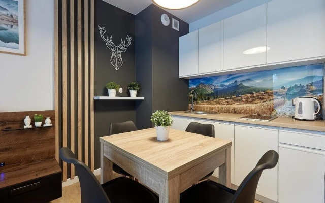Tatra Square Apartments