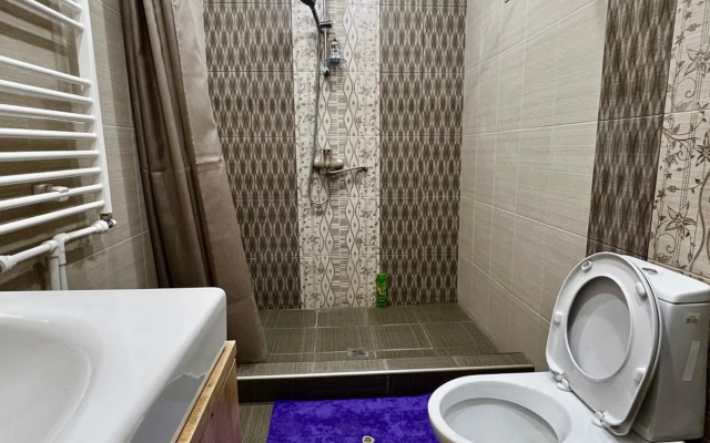 New 3 bedroom house each room rentable separately