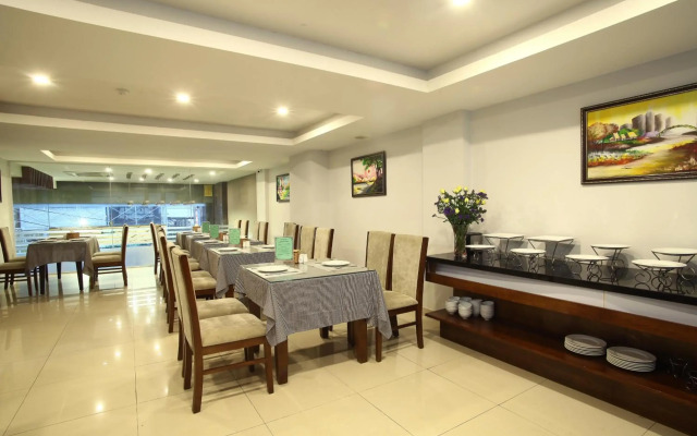 Blue Pearl Hotel