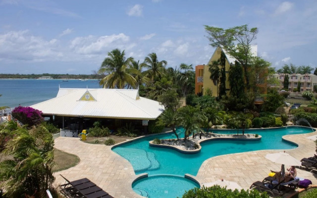 Tropical Beach Hotel