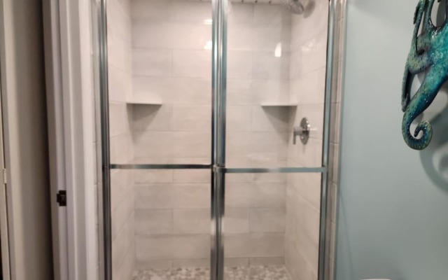 Thunder Island 114c 2 Bedroom Condo by RedAwning