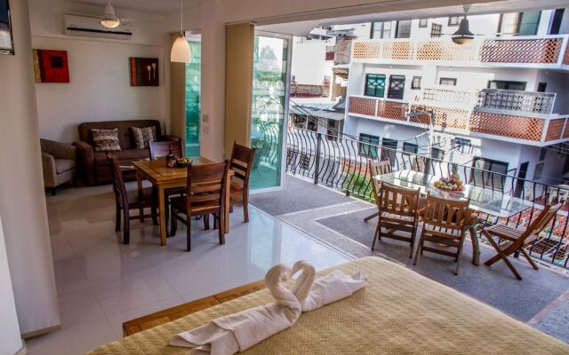 Condominio Andales on The Bay