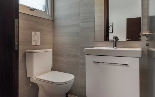 Phaedrus Living: Travertine Residences 101