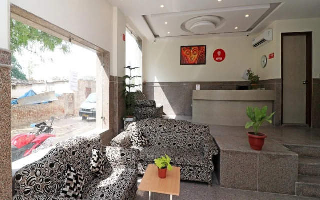 Hotel Airport Royal Marina by OYO Rooms