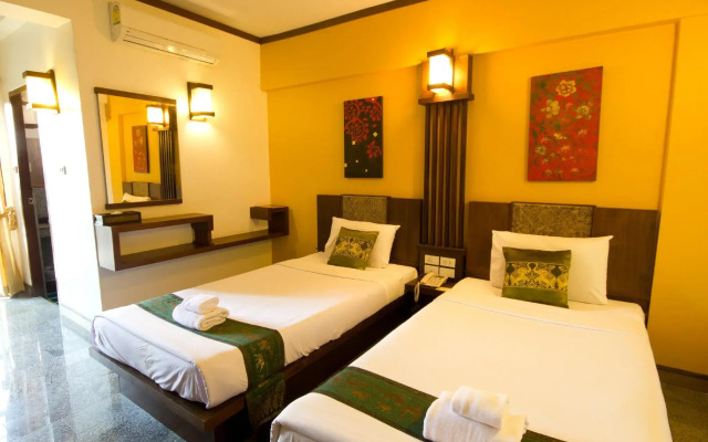 Rainforest Chiangmai Hotel