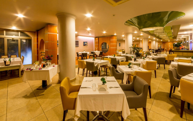 Costa Mare Suites