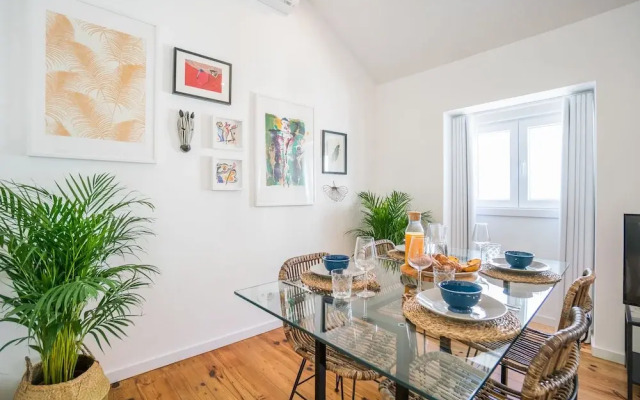 Chiado & Design Apartment