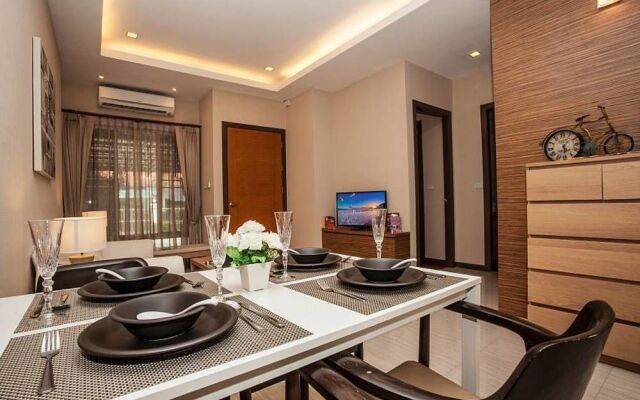 Jomtien Lamore Villa 2 Bedroom with Jacuzzi Pool