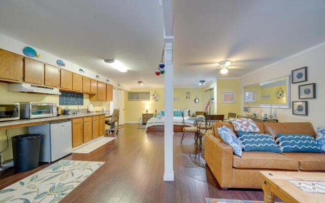 Santa Barbara Cozy Studio with Private Patio