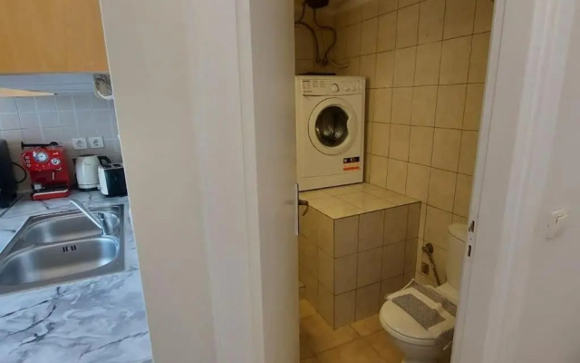 Spacious Beauty in Athens, 55m2, Metro 7'