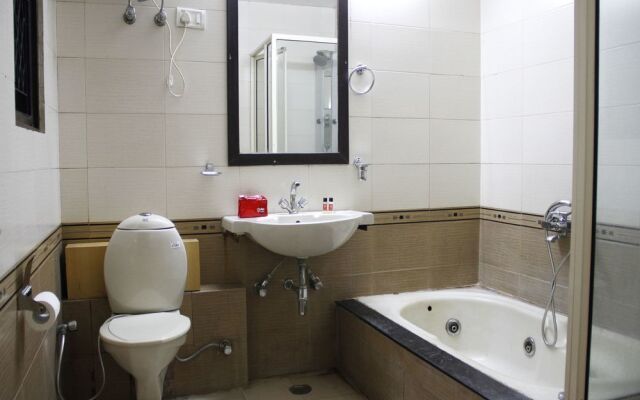 OYO Townhouse 001 Southcity Sohna Road