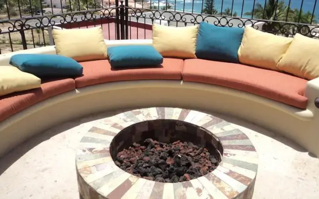 Casa Feliz