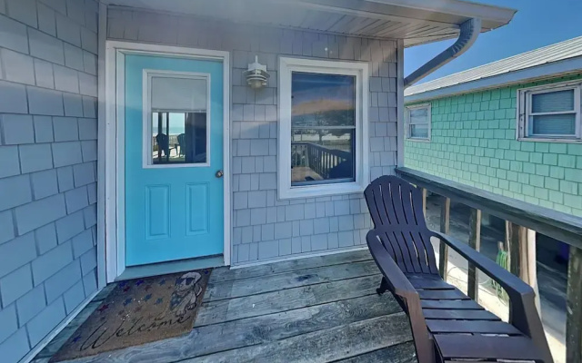 Kirk's Mema's Beach by Topsail Realty