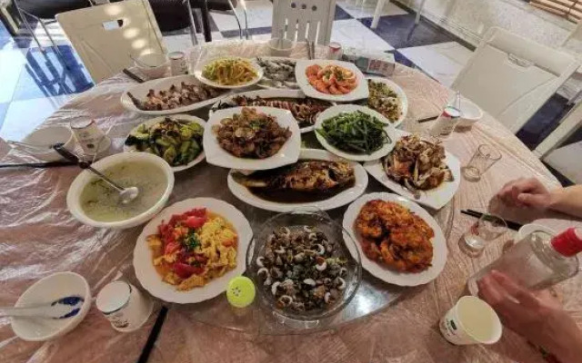 Shengsi Yihai House B & B