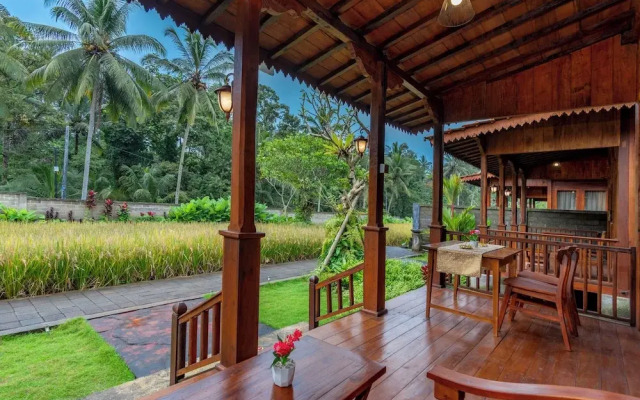 Uma Ulun Dugul by Uniquecations
