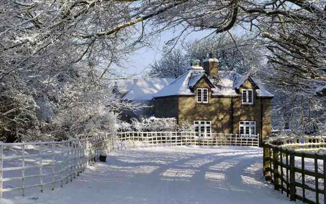Stracey Cottage