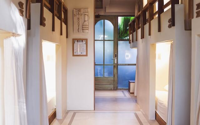 White Penny Hostel